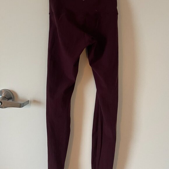 Lululemon Reversible Wunder Under Pant, Maroon, Size 6 - Picture 3 of 9